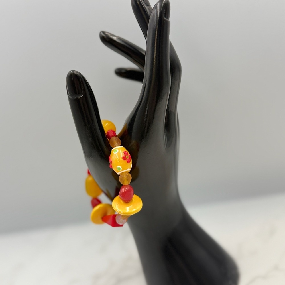 Vintage Handmade Womens Red Yellow Glass Scarlet Beaded Stretch Fashion Bracelet - Picture 5 of 8